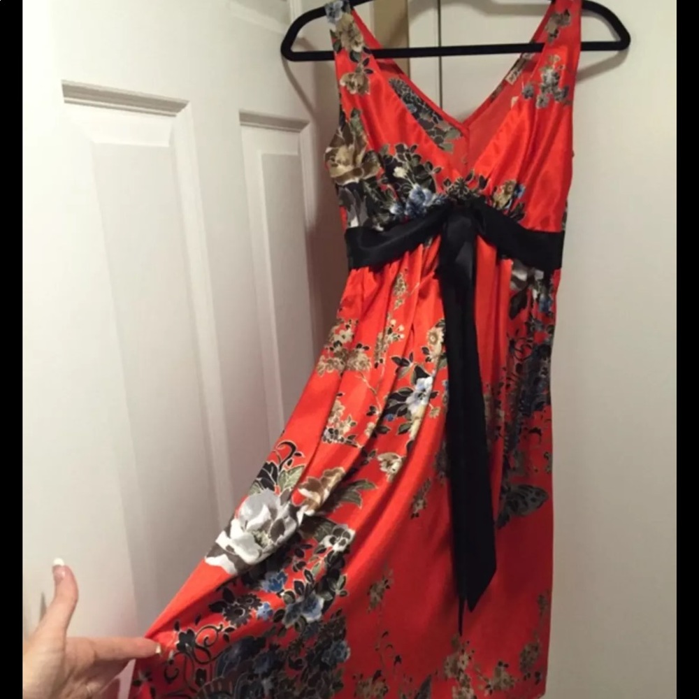 β€οΈCUTE DRESS!β€οΈ - Picture 5 of 5